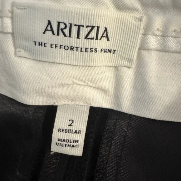 Aritzia Low rise Effortless pants - Picture 2 of 3